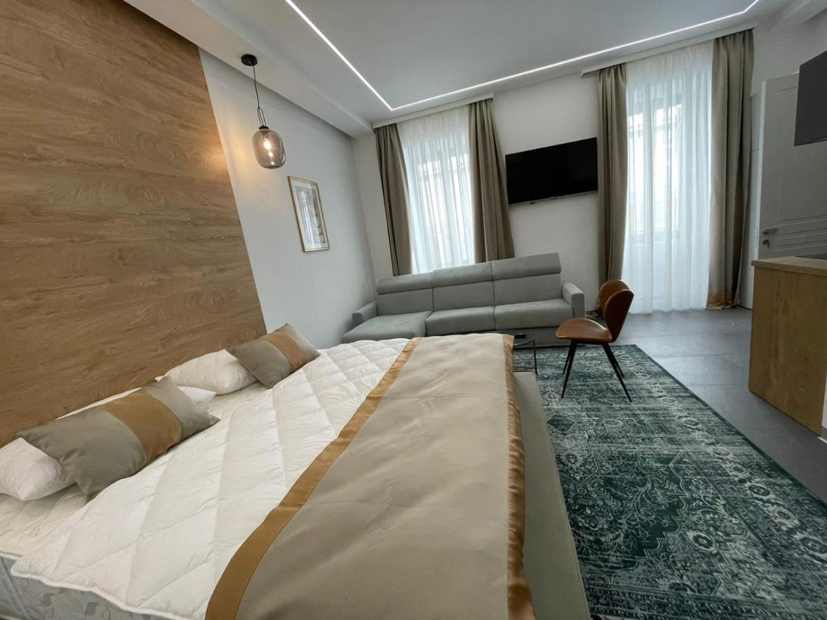 Sofija Apartmani Rijeka Exterior photo