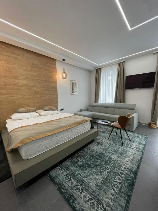 Sofija Apartmani Rijeka Exterior photo